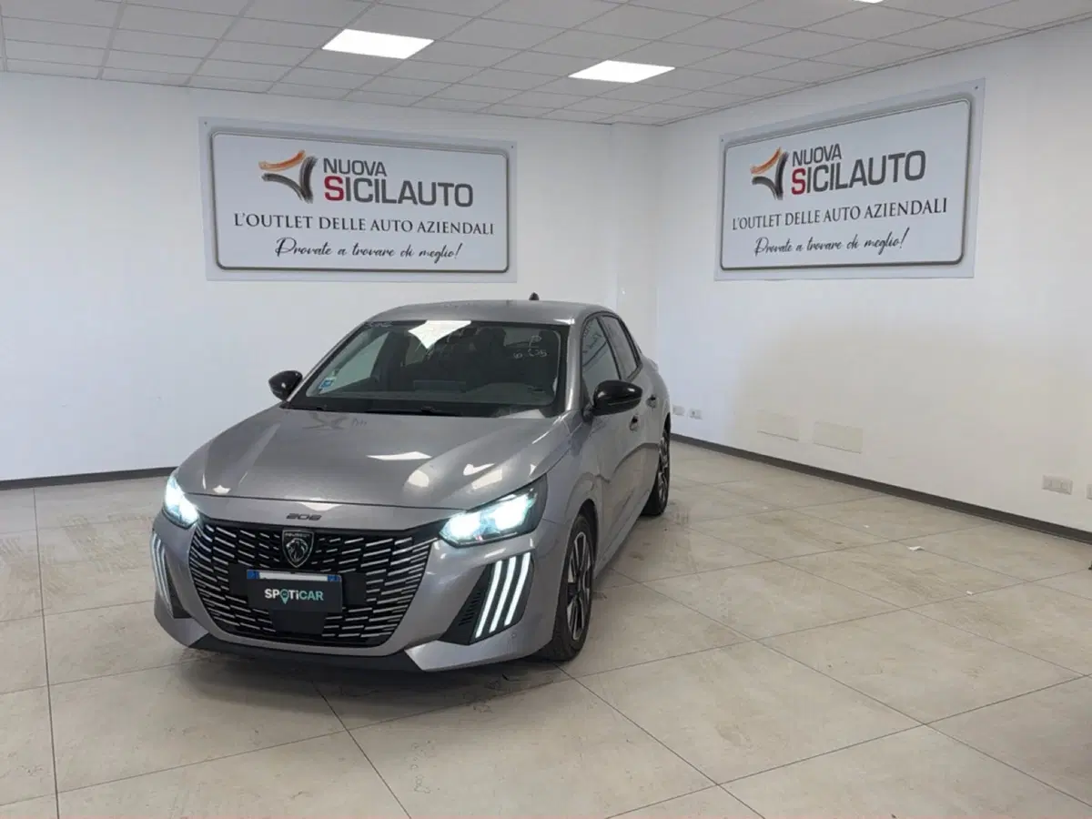Peugeot 208 usata a Palermo (2)