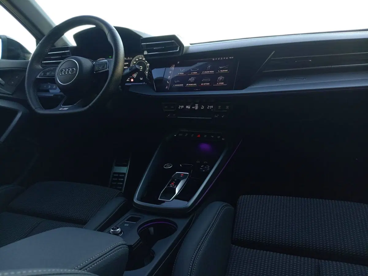 Audi A3 Sportback usata a Bari (4)