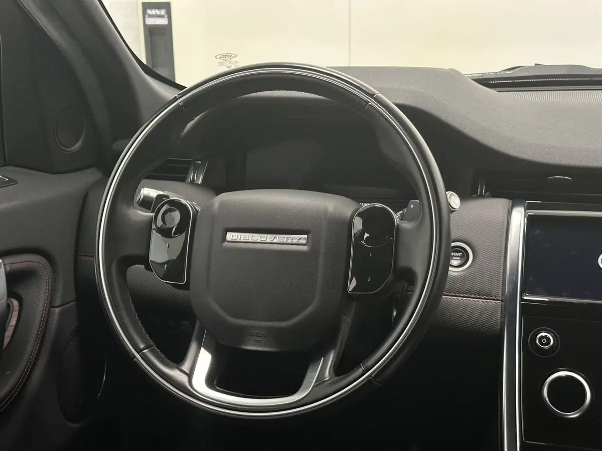 Land Rover Discovery Sport usata a Lodi (10)
