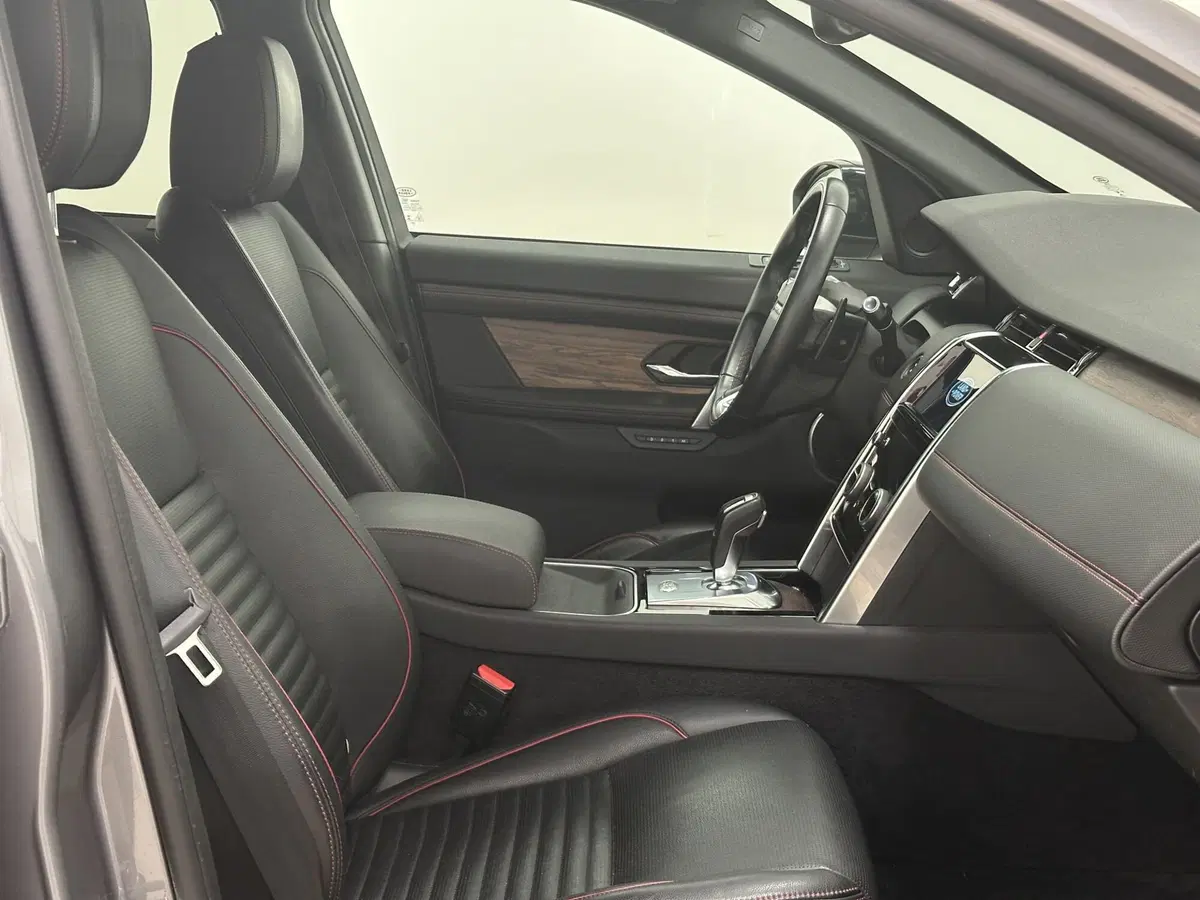 Land Rover Discovery Sport usata a Lodi (3)