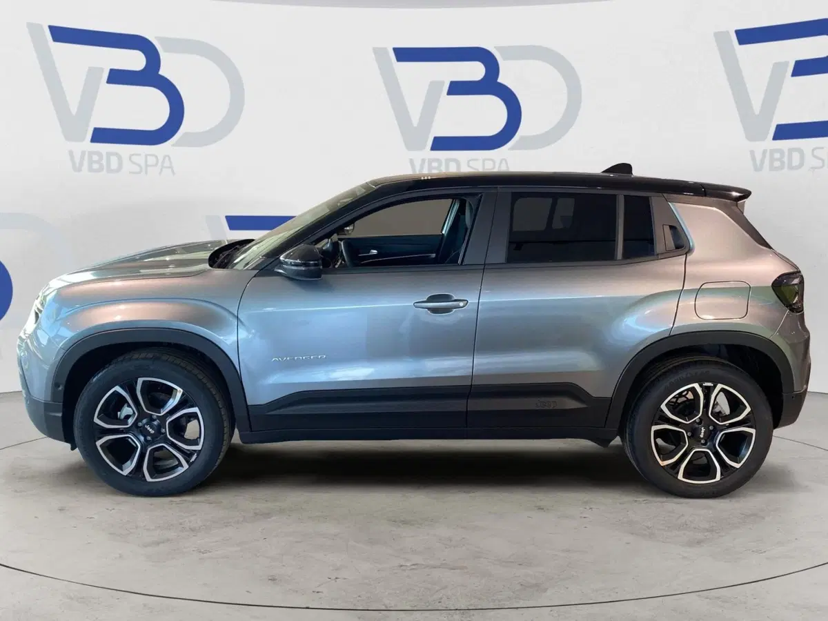 Jeep Avenger nuova a Milano (2)