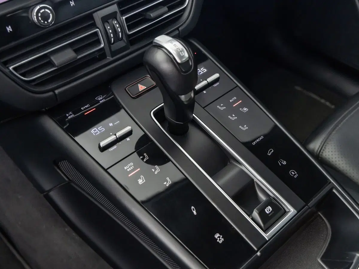 Porsche Macan usata a Firenze (12)