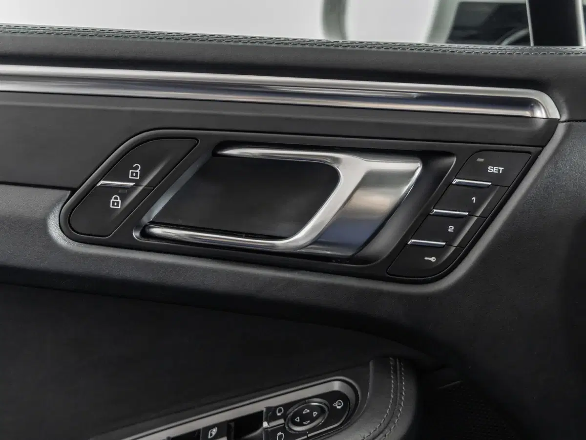Porsche Macan usata a Firenze (14)