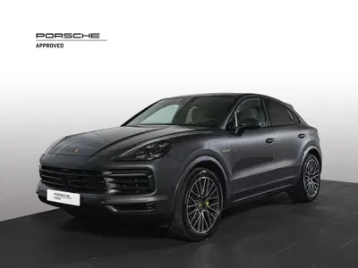 Porsche Cayenne 3.0 V6 E-Hybrid del 2020 usata a Firenze