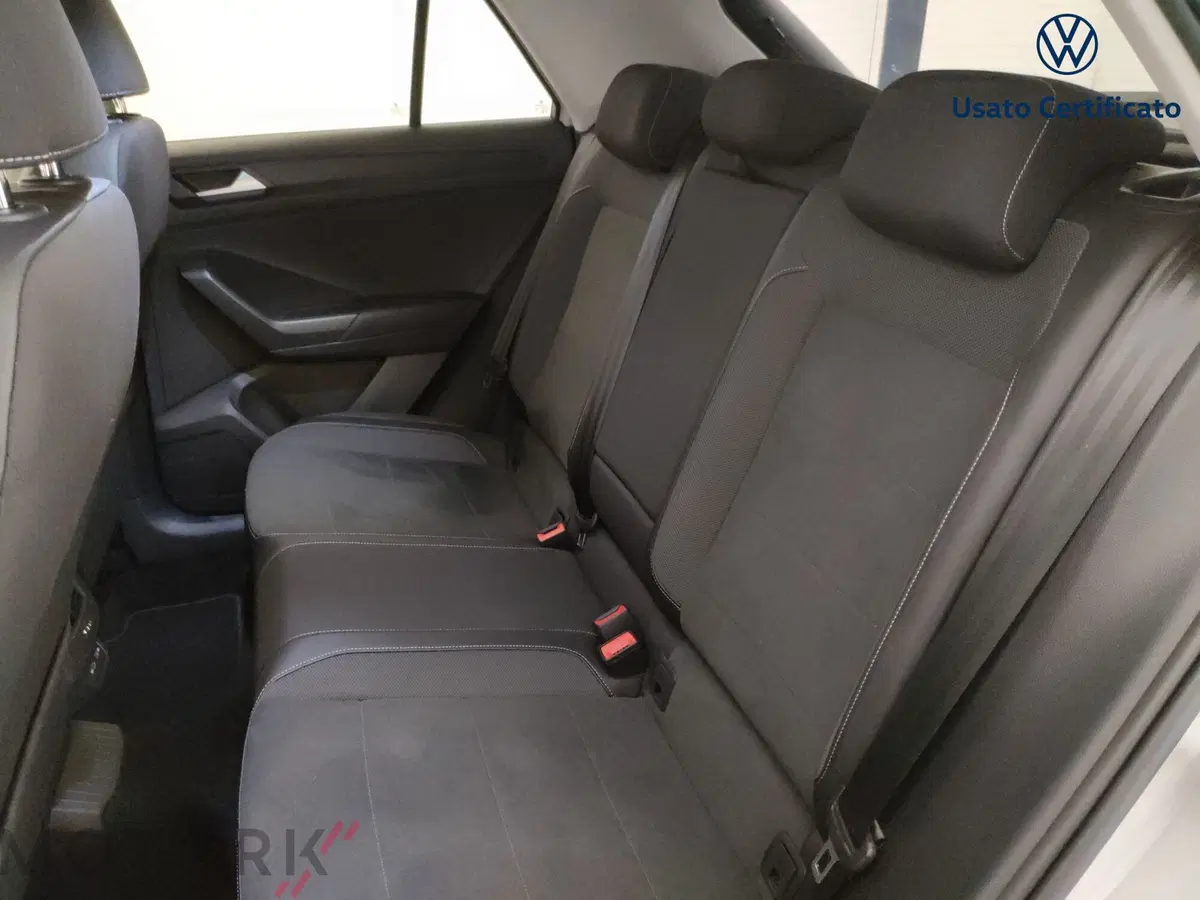 Volkswagen T-Roc usata a Varese (10)