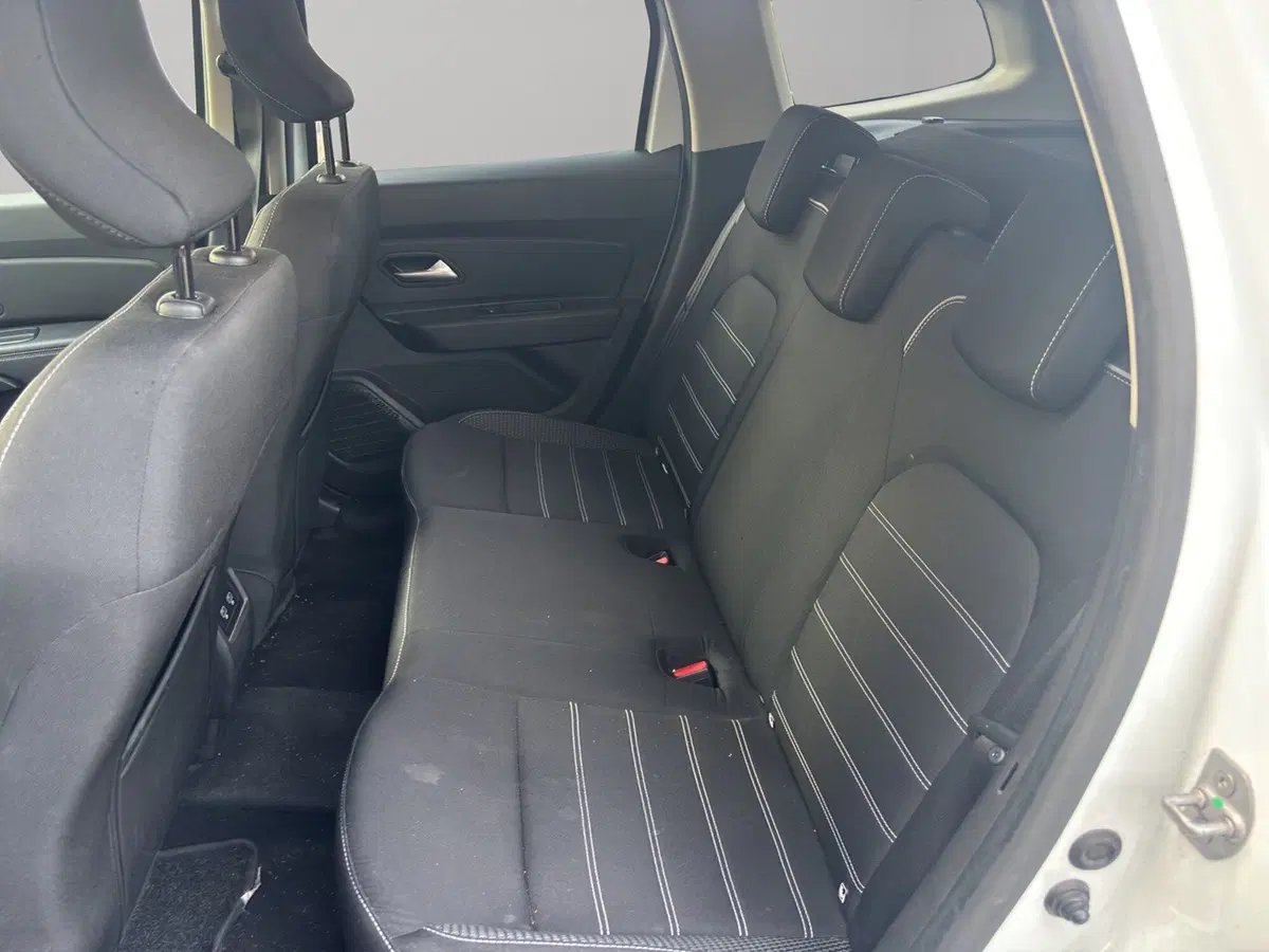 Dacia Duster usata a Macerata (11)