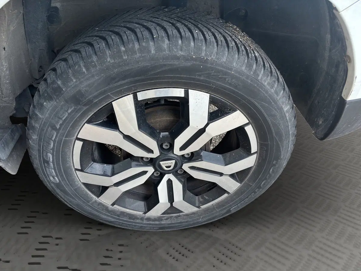 Dacia Duster usata a Macerata (12)