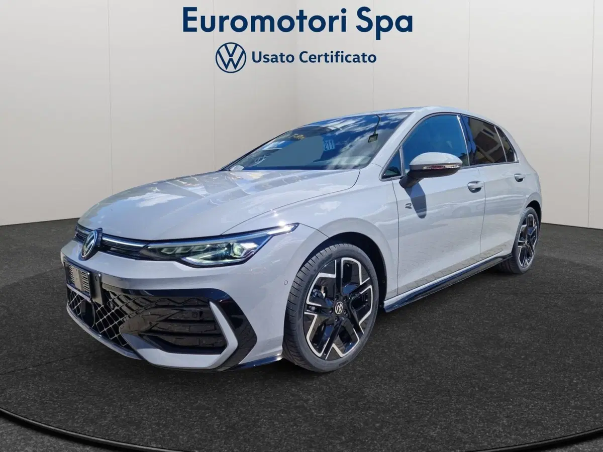 Volkswagen Golf Variant nuova a Siena