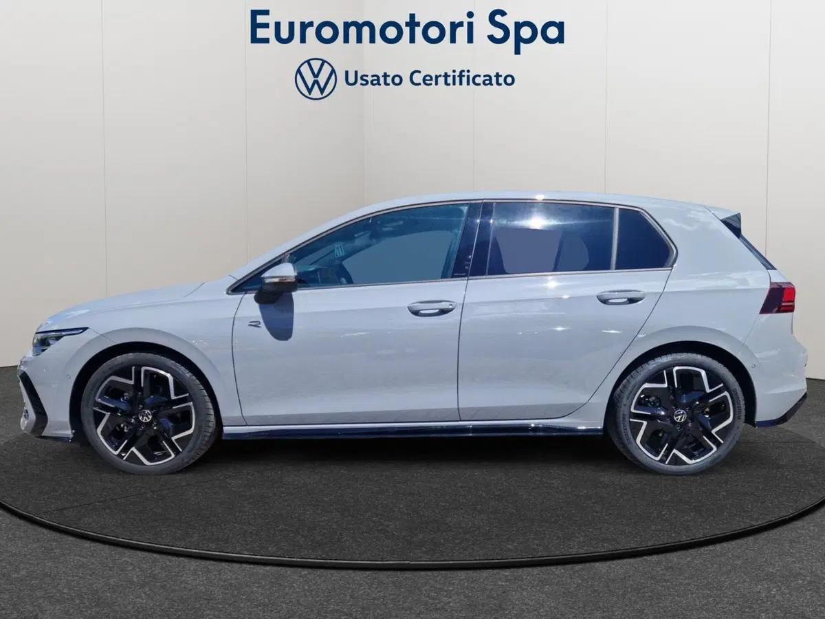 Volkswagen Golf Variant nuova a Siena (2)