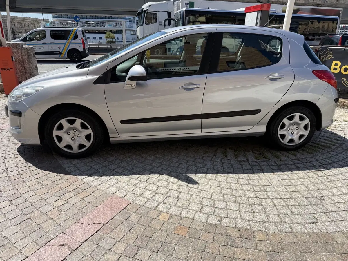 Peugeot 308 usata a Genova (2)
