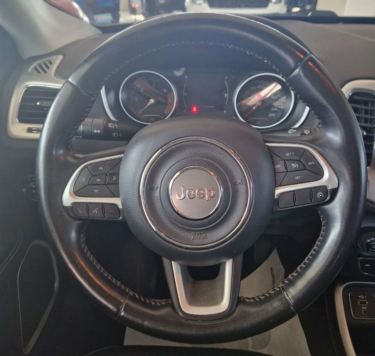 Jeep Compass usata a Terni (12)