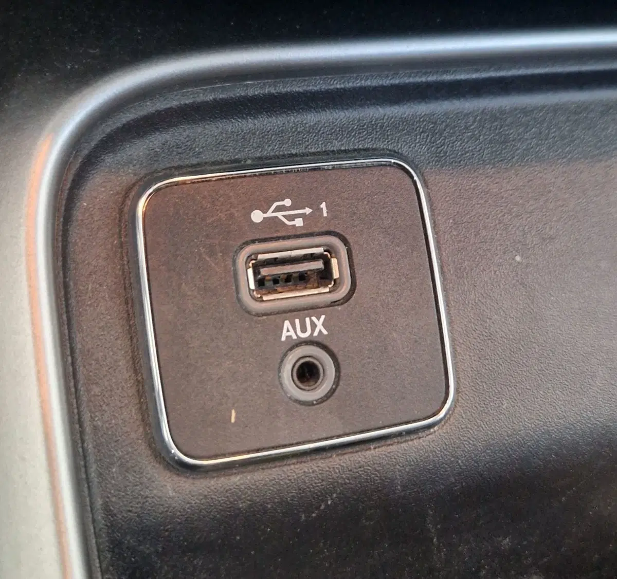 Jeep Compass usata a Terni (14)