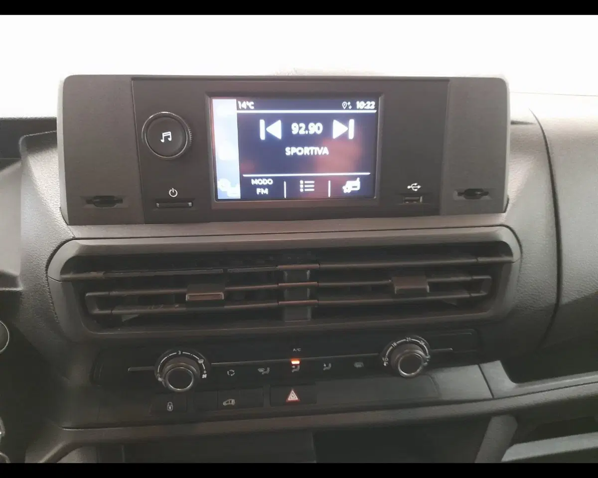 Opel Vivaro Furgone usata a Alessandria (12)
