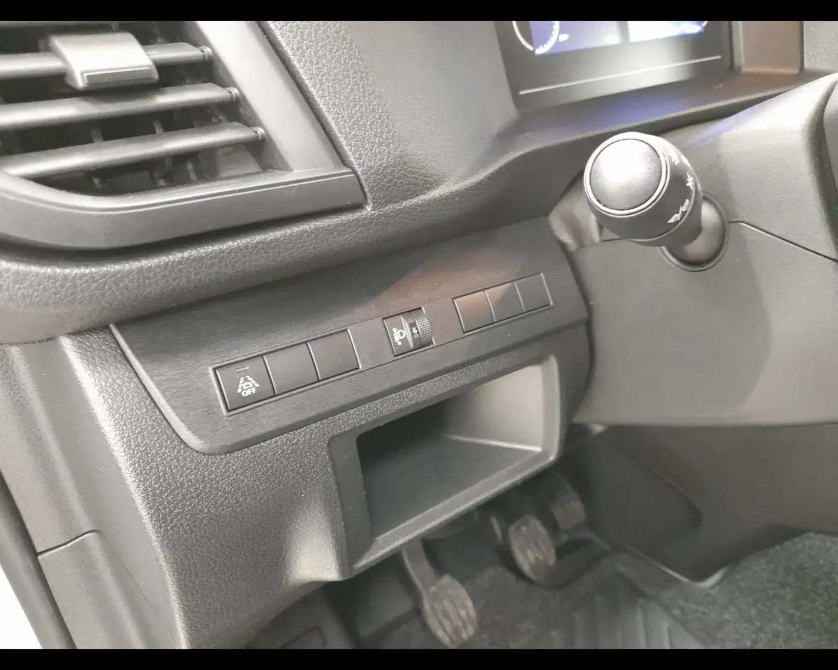 Opel Vivaro Furgone usata a Alessandria (18)