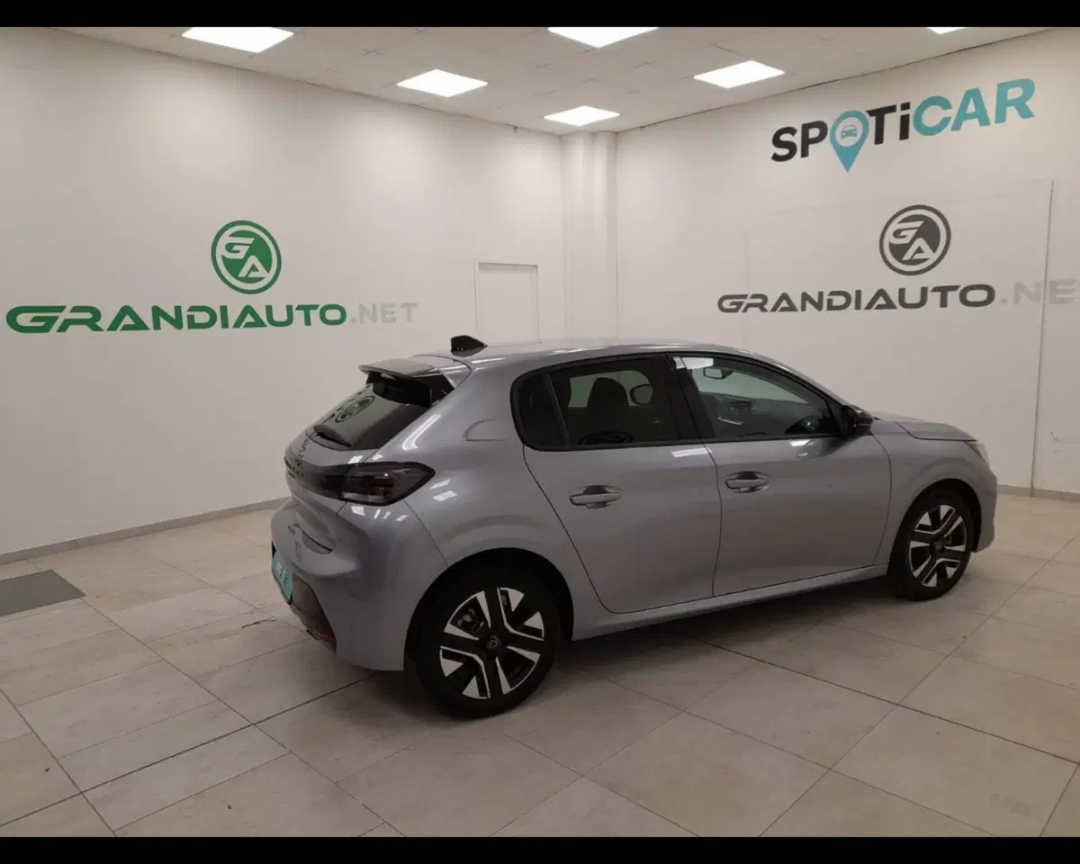 Peugeot 208 usata a Asti (7)