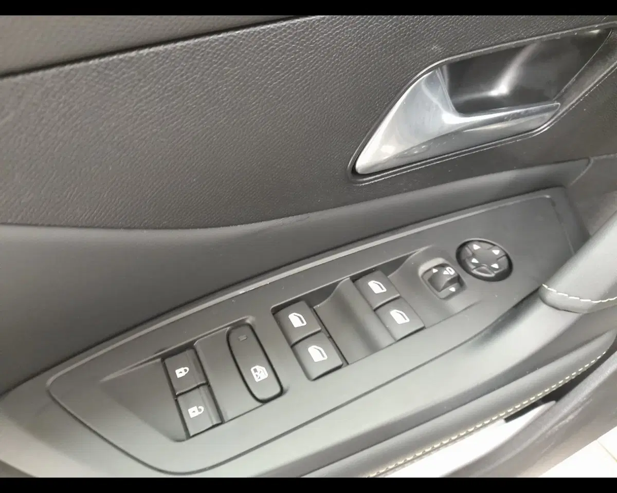 Peugeot 308 SW usata a Asti (16)