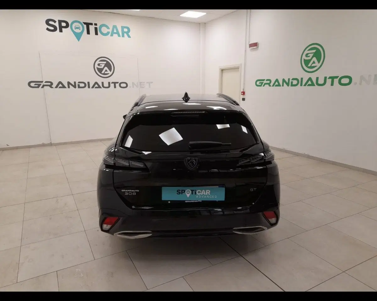 Peugeot 308 SW usata a Asti (4)