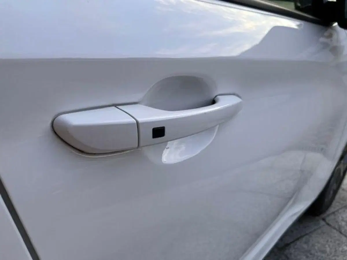 Hyundai Kona usata a Verbano Cusio Ossola (14)