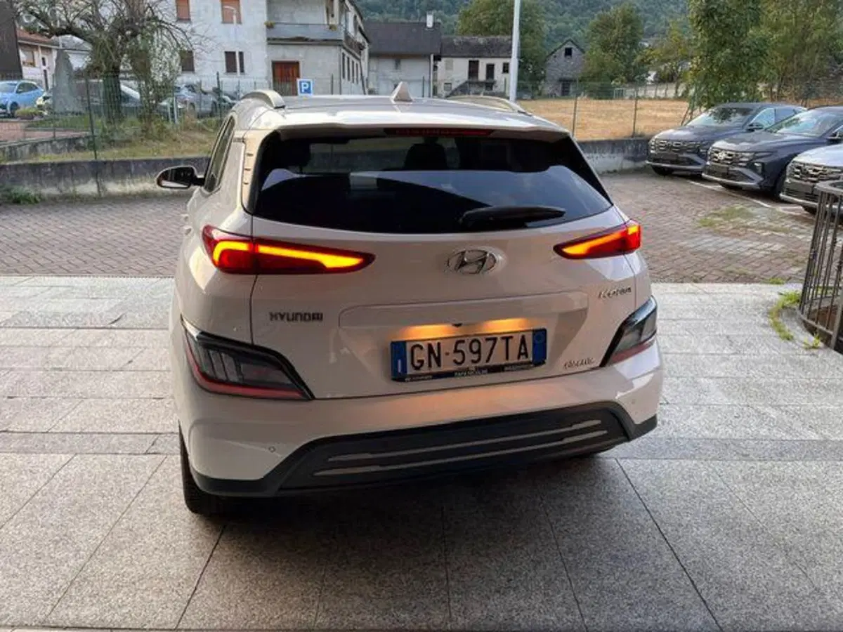 Hyundai Kona usata a Verbano Cusio Ossola (9)