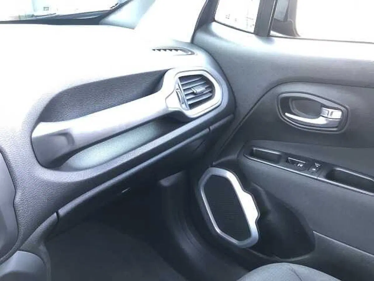 Jeep Renegade usata a Treviso (17)