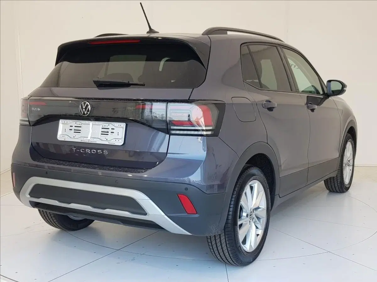 Volkswagen T-Cross nuova a Lucca (6)