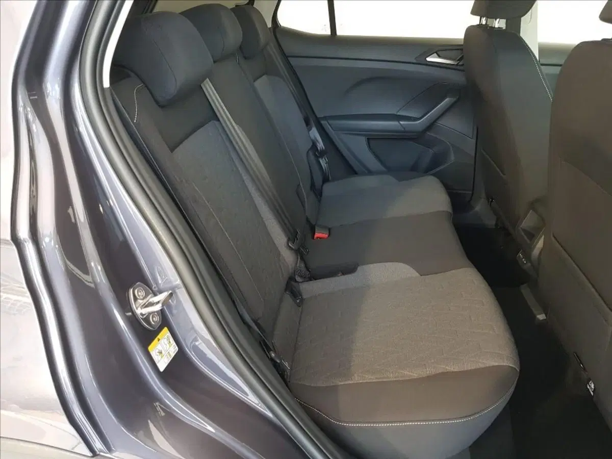 Volkswagen T-Cross nuova a Lucca (12)