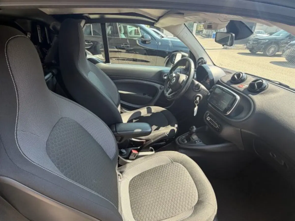 smart Fortwo Cabrio usata a Potenza (9)