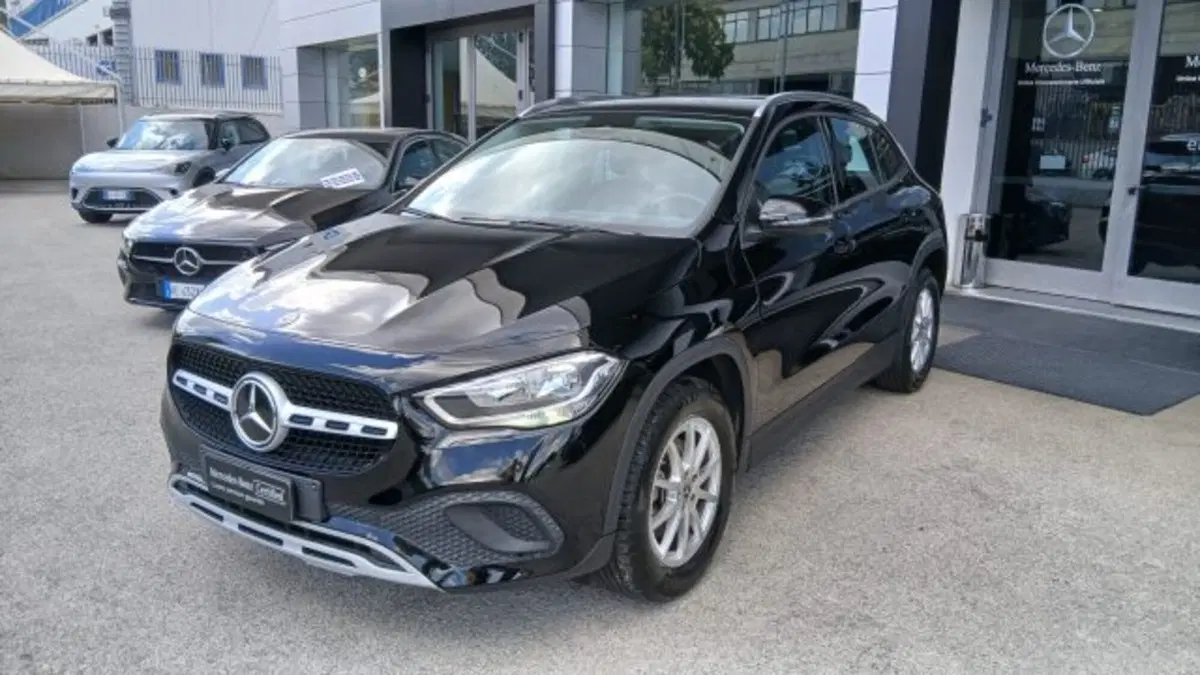 Mercedes-Benz GLA SUV usata a Potenza (6)