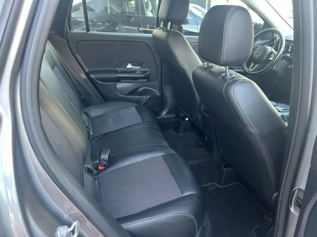 Mercedes-Benz GLA SUV usata a Potenza (12)
