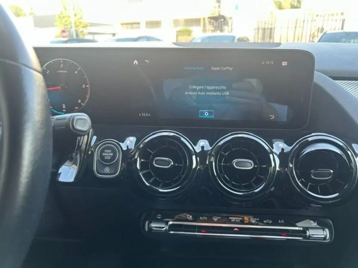 Mercedes-Benz GLA SUV usata a Potenza (13)