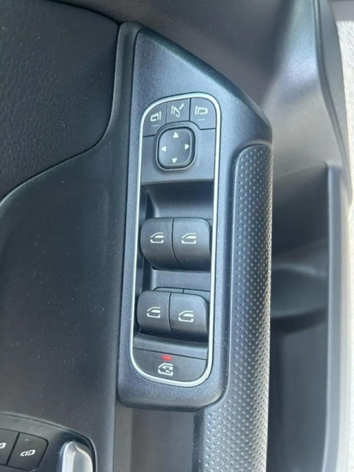 Mercedes-Benz GLA SUV usata a Potenza (18)
