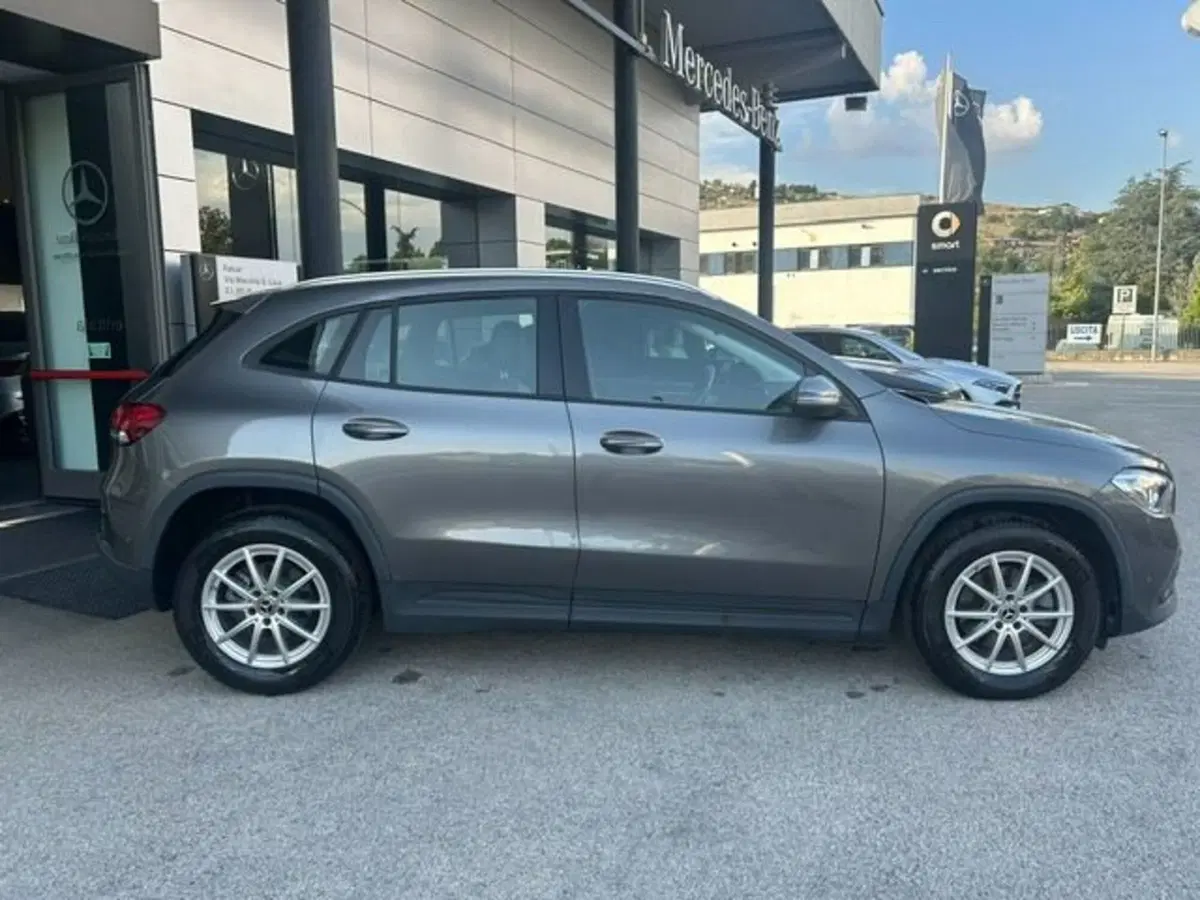 Mercedes-Benz GLA SUV usata a Potenza (3)