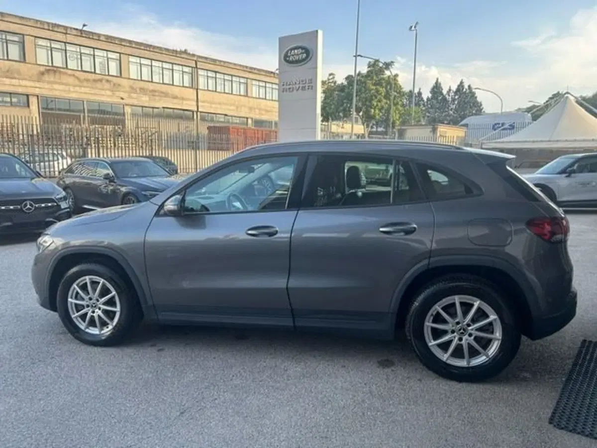 Mercedes-Benz GLA SUV usata a Potenza (5)