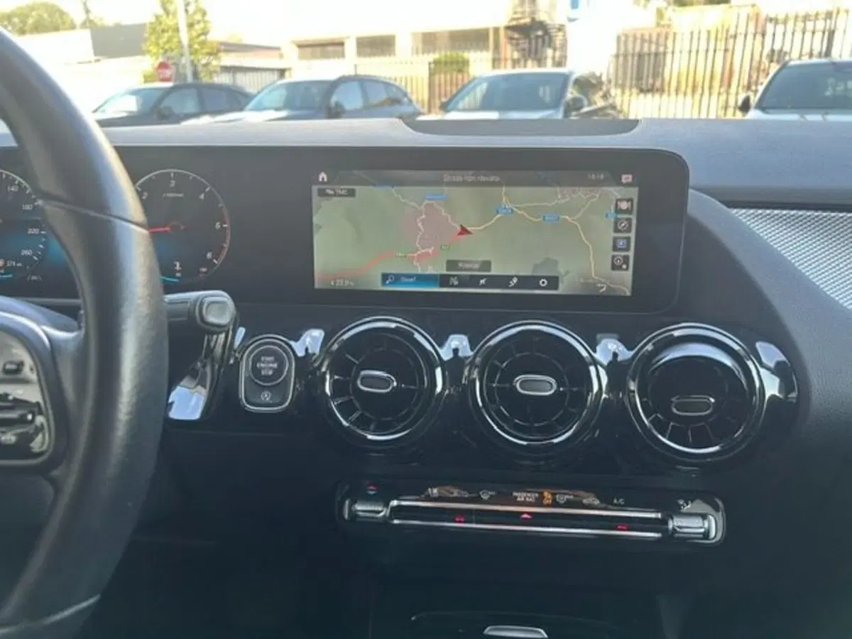 Mercedes-Benz GLA SUV usata a Potenza (9)