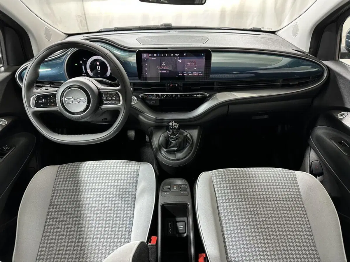 Fiat 500 nuova a Sondrio (12)