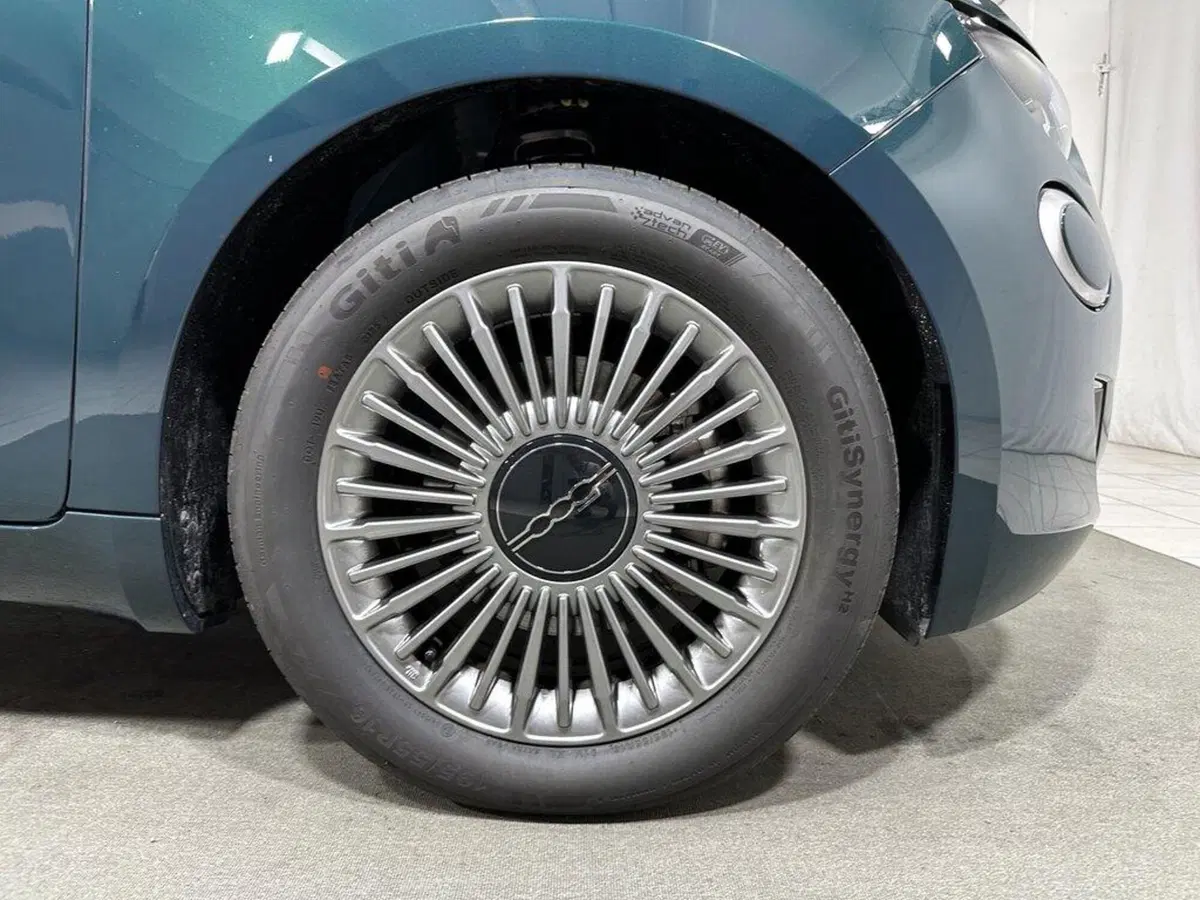 Fiat 500 nuova a Sondrio (9)