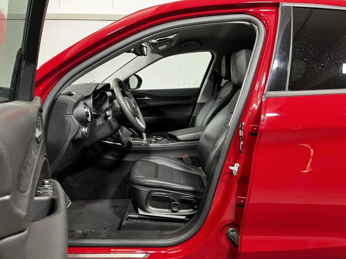 Alfa Romeo Stelvio usata a Sondrio (10)