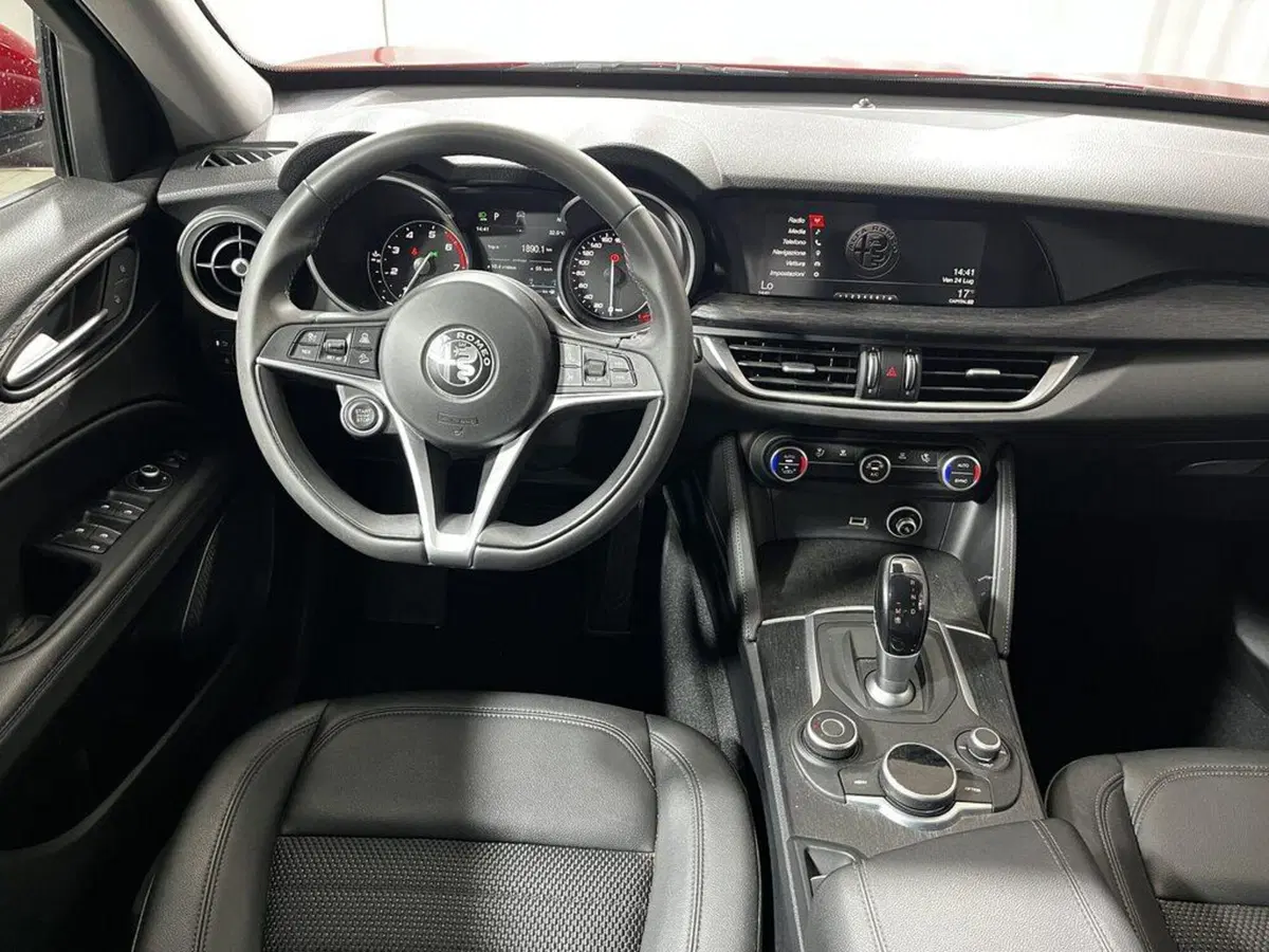 Alfa Romeo Stelvio usata a Sondrio (13)