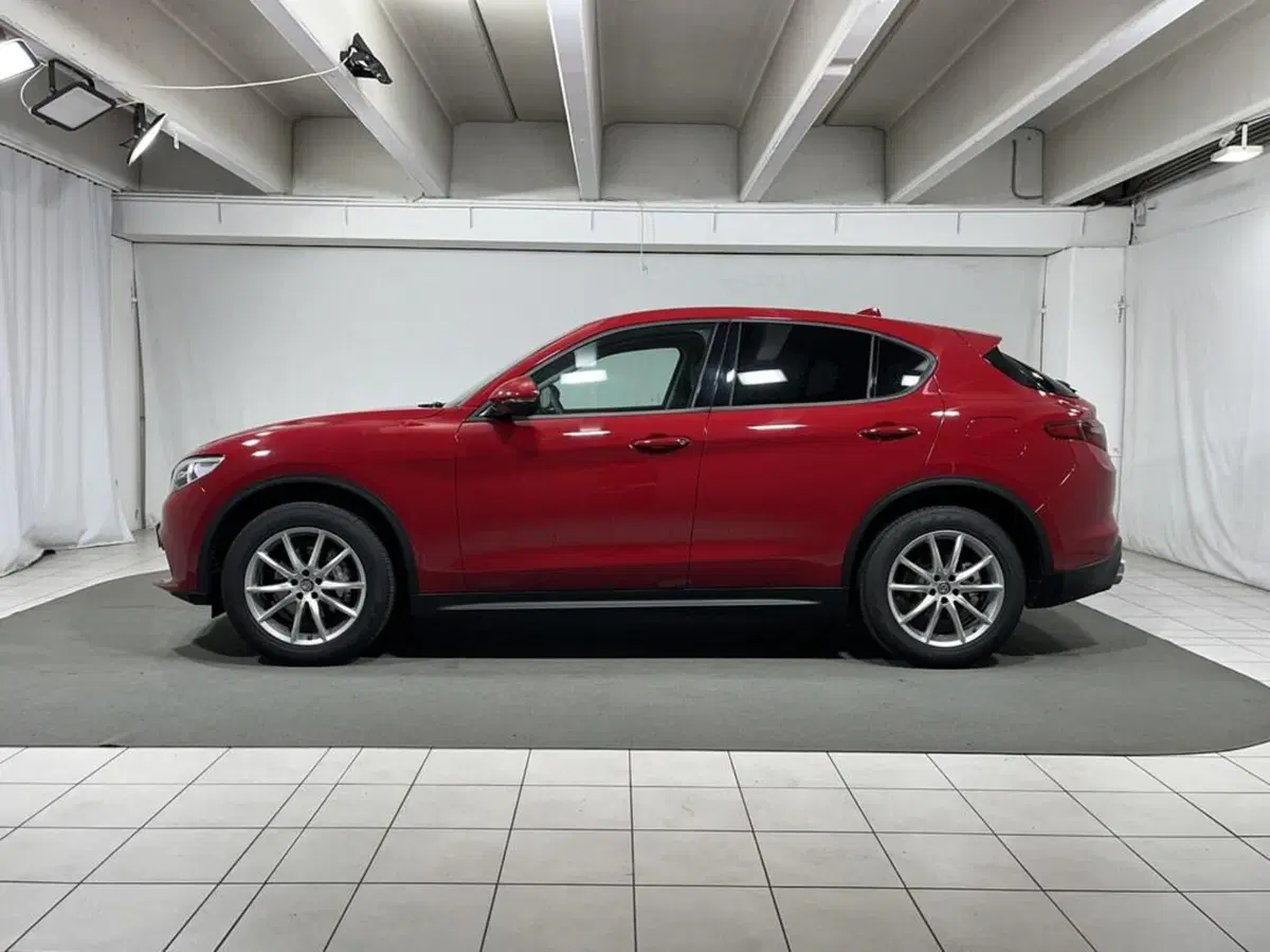 Alfa Romeo Stelvio usata a Sondrio (2)