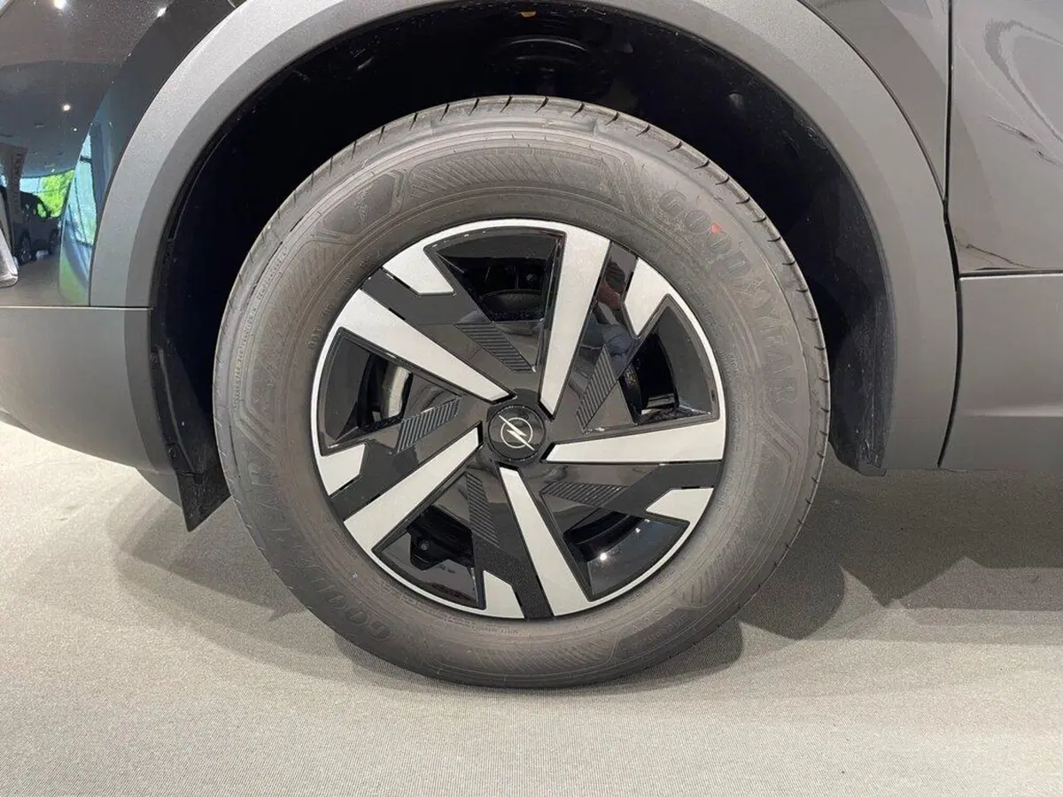 Opel Mokka nuova a Sondrio (9)