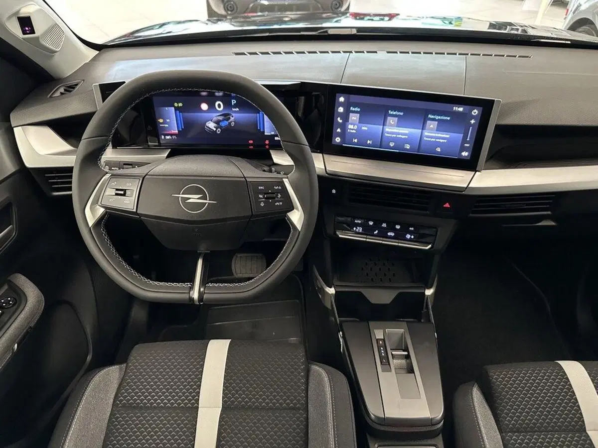 Opel Frontera nuova a Sondrio (13)