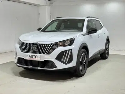 Peugeot 2008 1.2 hybrid Allure 145cv e-dcs6 nuova a Montagna in Valtellina