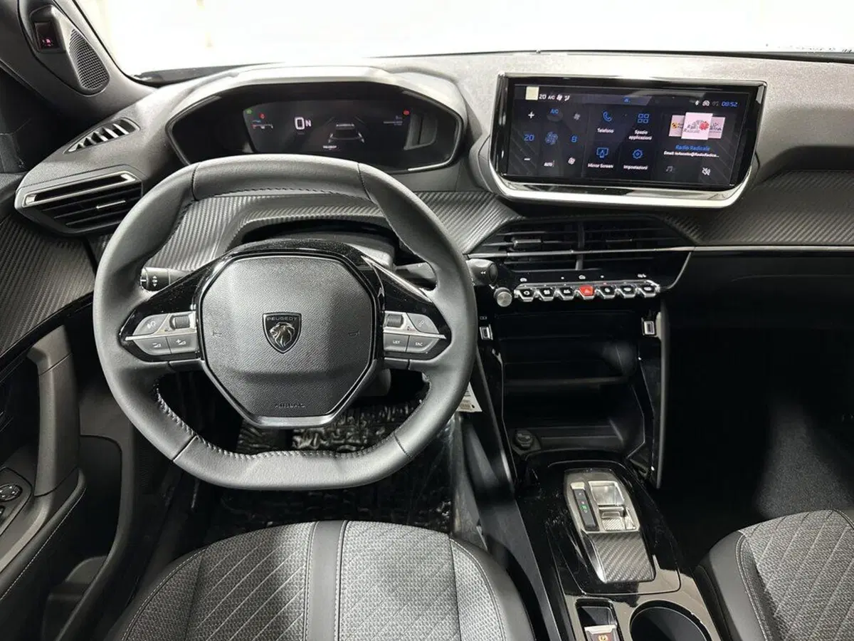 Peugeot 2008 nuova a Sondrio (13)