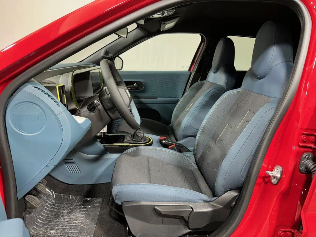 Fiat Grande Panda nuova a Sondrio (10)