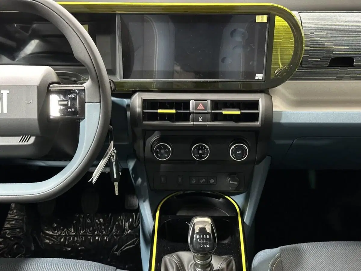 Fiat Grande Panda nuova a Sondrio (14)