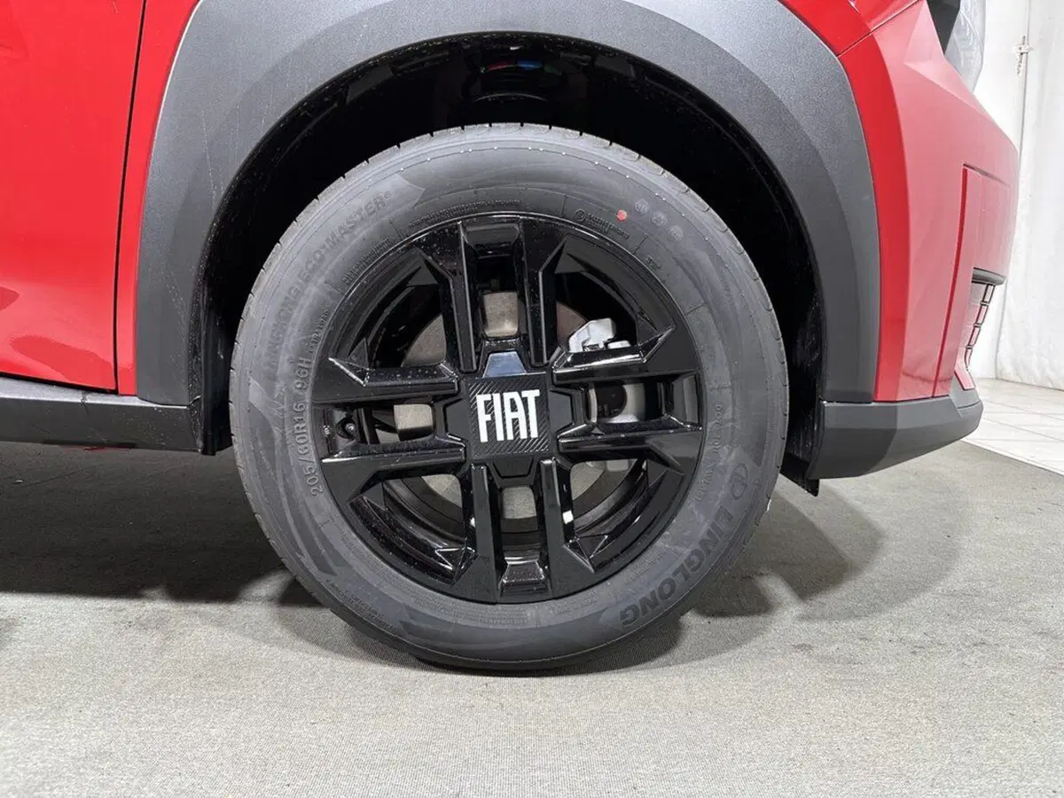 Fiat Grande Panda nuova a Sondrio (9)