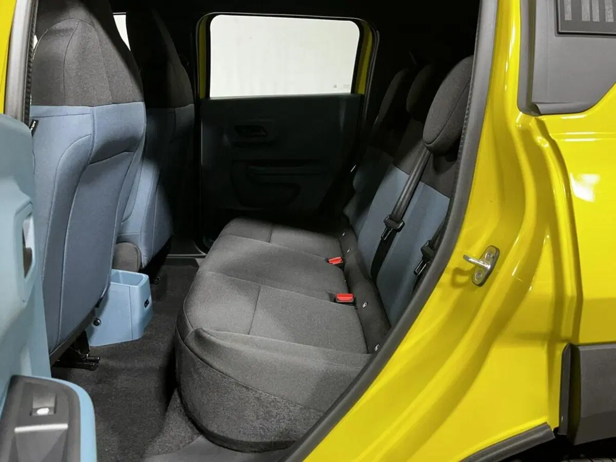 Fiat Grande Panda nuova a Sondrio (11)