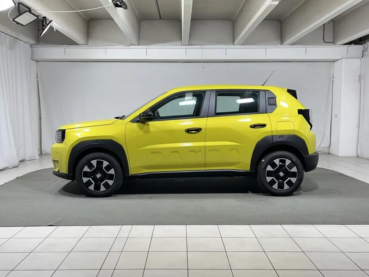 Fiat Grande Panda nuova a Sondrio (2)