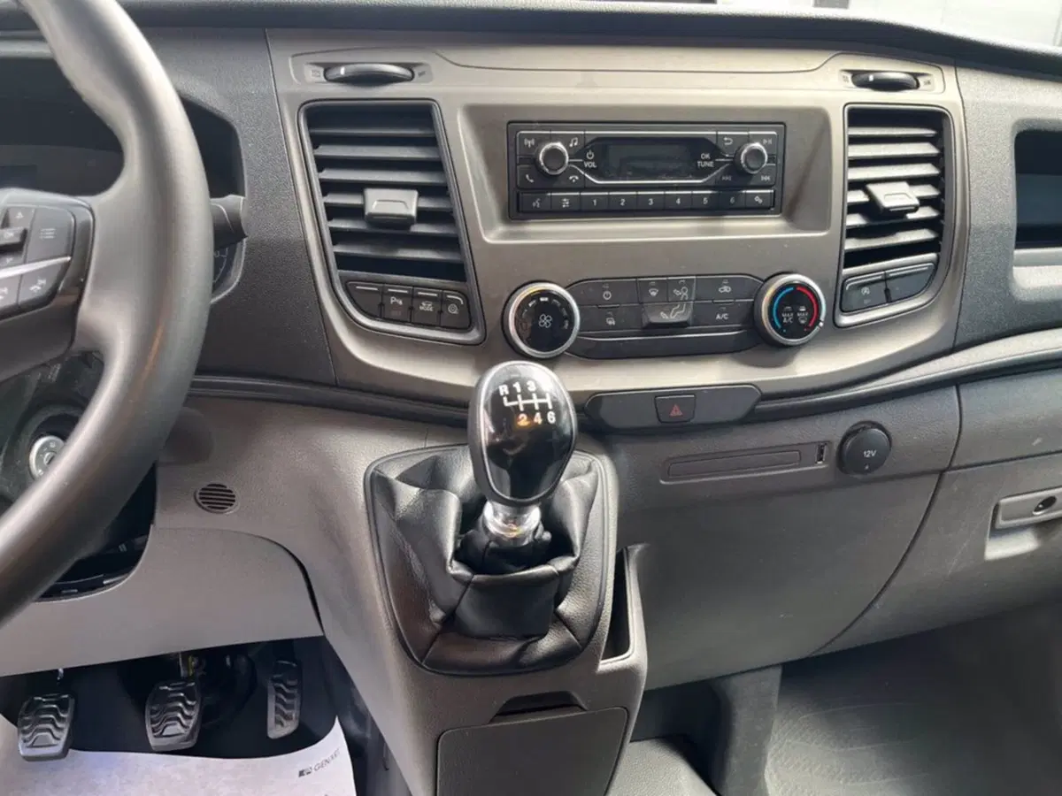 Ford Transit Custom Furgone usata a Milano (17)