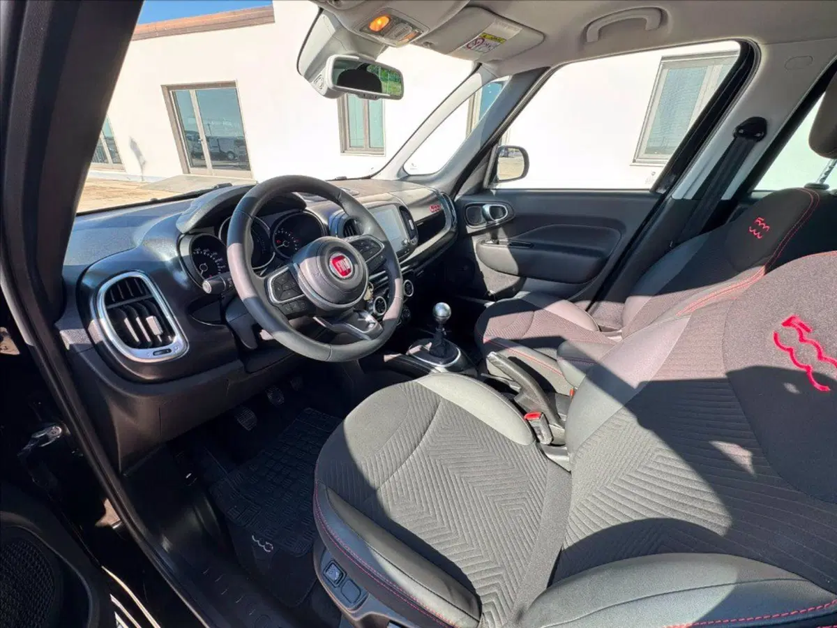 Fiat 500L usata a Matera (9)